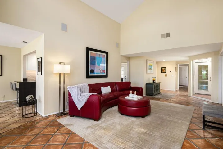23-web-or-mls-LSAvellino_OPMG_0226_023
