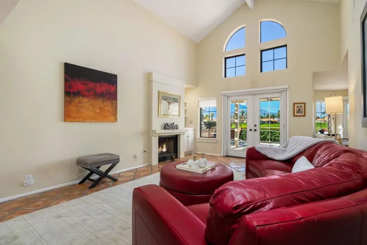 22-web-or-mls-LSAvellino_OPMG_0226_022