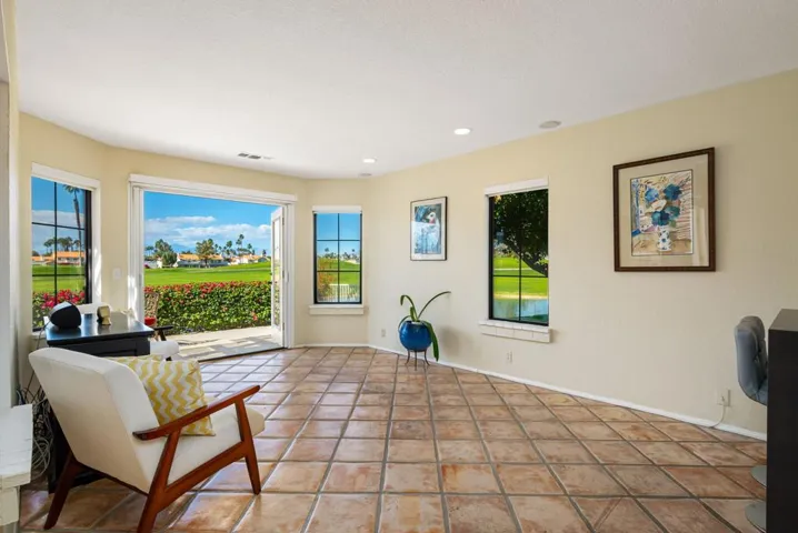 30-web-or-mls-LSAvellino_OPMG_0226_030