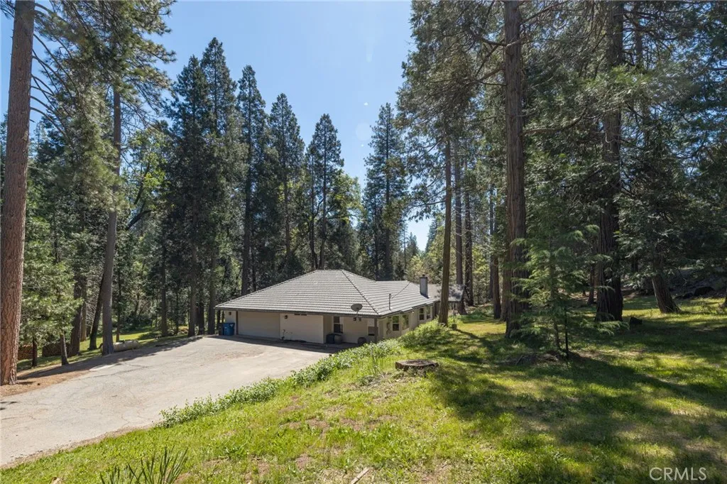 driveway towards garage