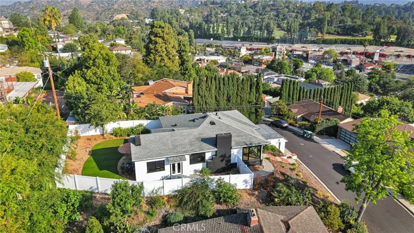 195 Anita Drive, Pasadena, California 91105