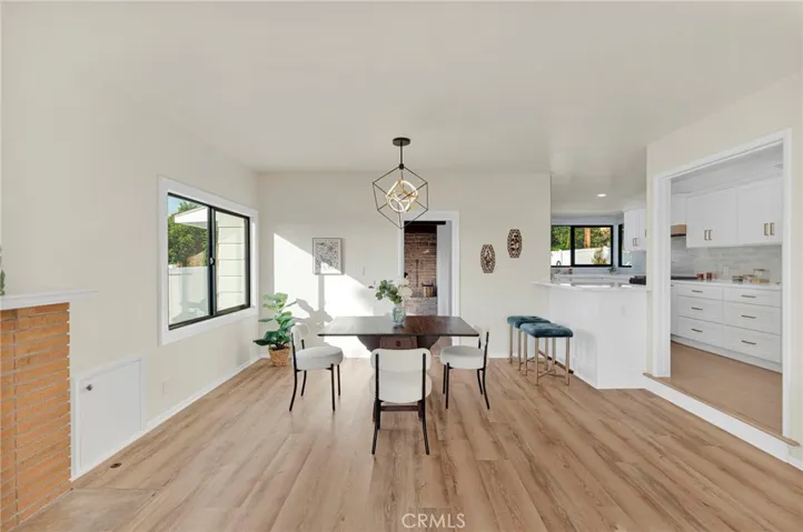 195 Anita Drive, Pasadena, California 91105