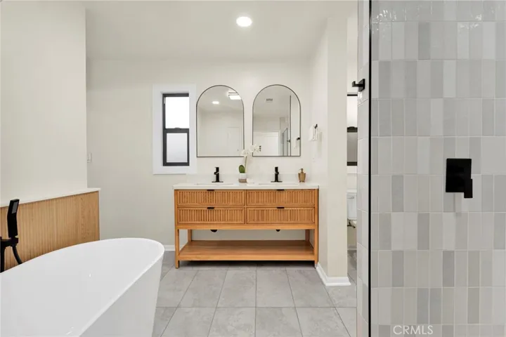 195 Anita Drive, Pasadena, California 91105