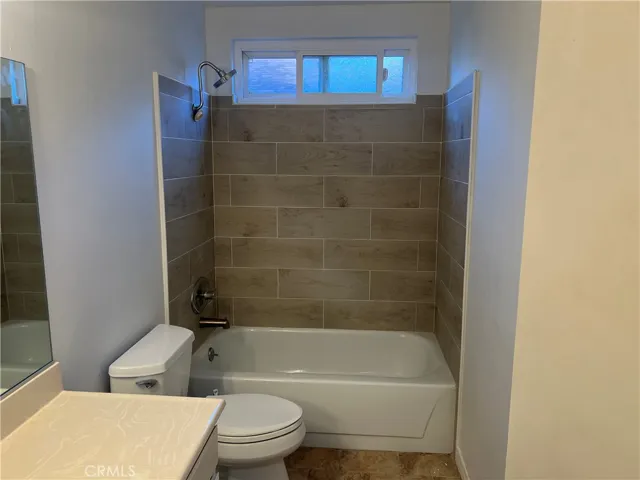 22932 Beech Creek, Valencia, California 91354