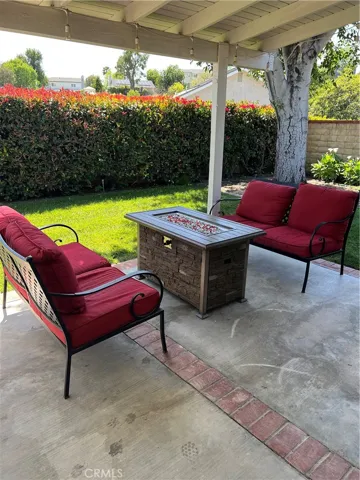 22932 Beech Creek, Valencia, California 91354