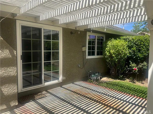 22932 Beech Creek, Valencia, California 91354