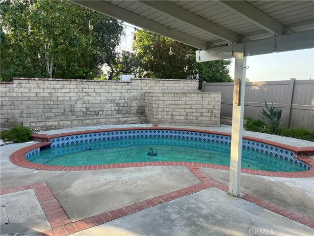 22932 Beech Creek, Valencia, California 91354