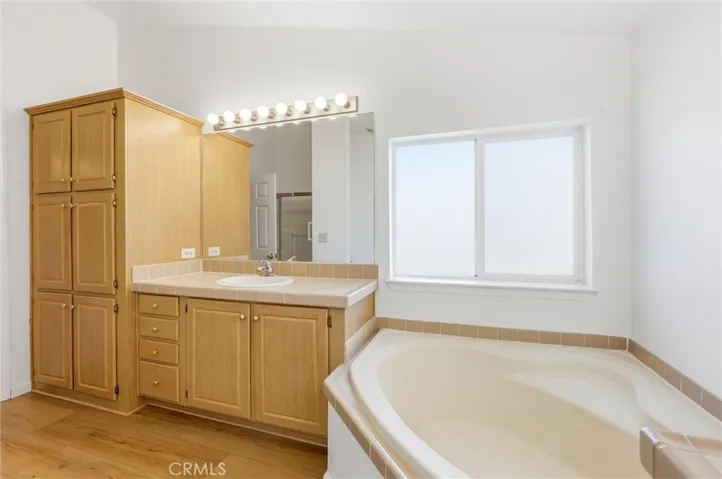Main Bathroom with sink 1