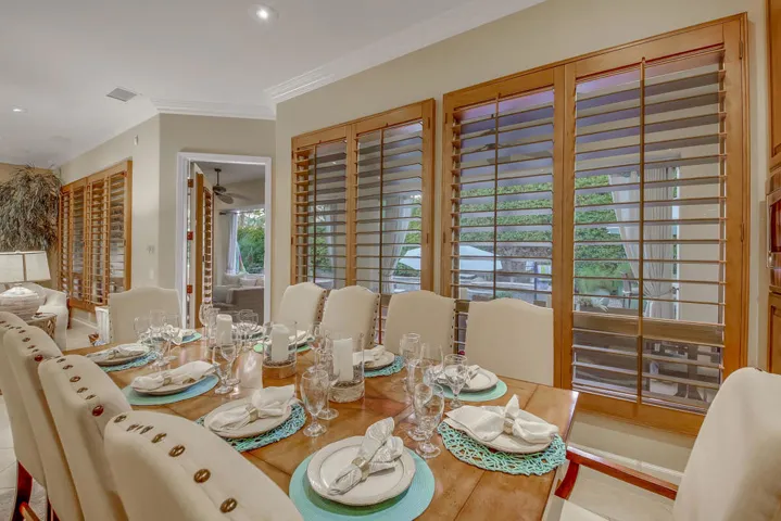 36 DINING MLS SIZE