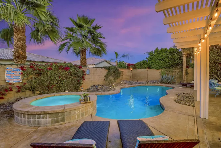 19 POOL MLS SIZE(1)