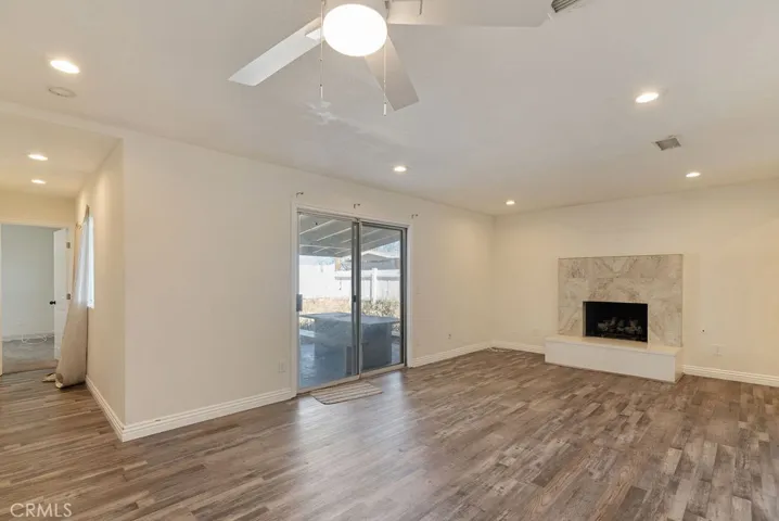 9116 G Avenue, Hesperia, California 92345