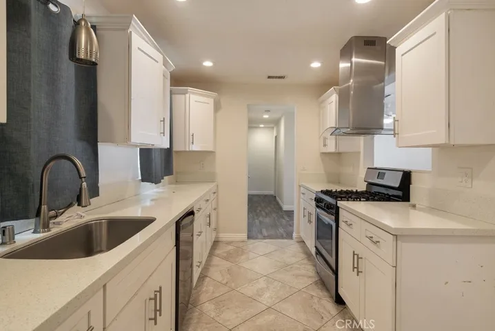 9116 G Avenue, Hesperia, California 92345