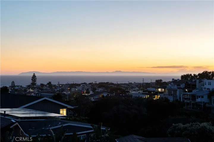 420 De Sola Terrace, Corona Del Mar, California 92625