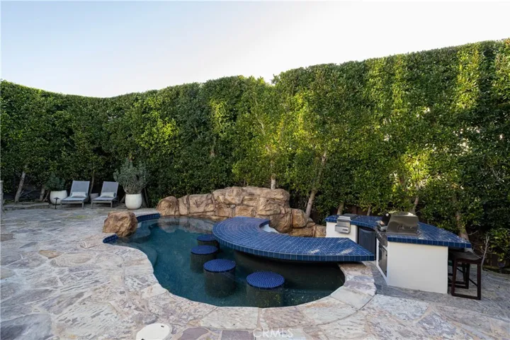 420 De Sola Terrace, Corona Del Mar, California 92625