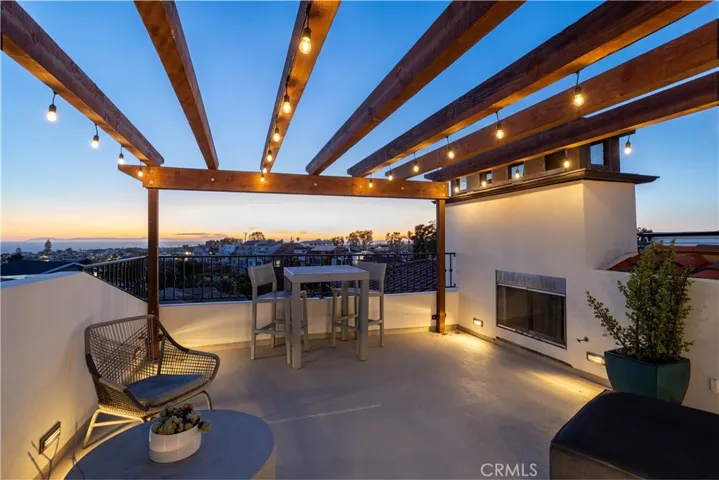 420 De Sola Terrace, Corona Del Mar, California 92625