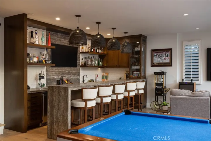 420 De Sola Terrace, Corona Del Mar, California 92625