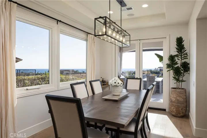 420 De Sola Terrace, Corona Del Mar, California 92625