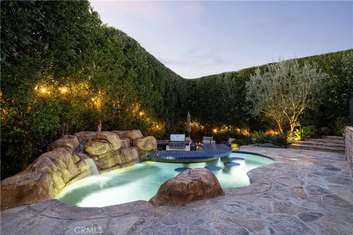 420 De Sola Terrace, Corona Del Mar, California 92625