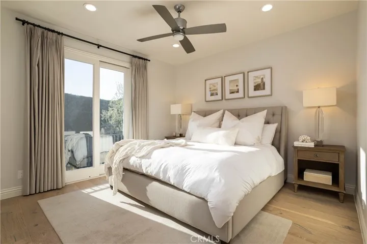 420 De Sola Terrace, Corona Del Mar, California 92625