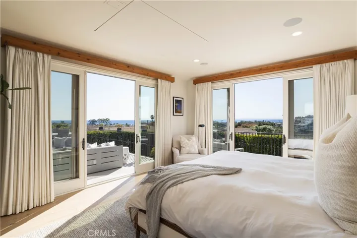 420 De Sola Terrace, Corona Del Mar, California 92625
