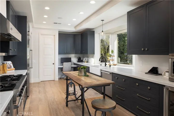 420 De Sola Terrace, Corona Del Mar, California 92625