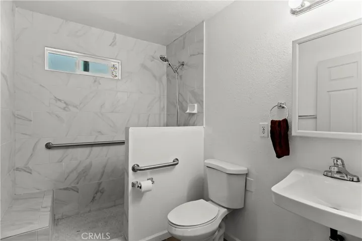 799 Mountain View, Wrightwood, California 92397