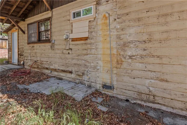 799 Mountain View, Wrightwood, California 92397