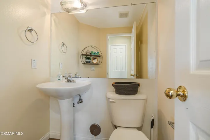11529 Treeview, Moorpark