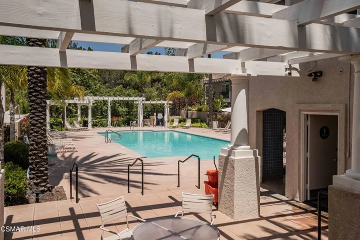 11529 Treeview, Moorpark