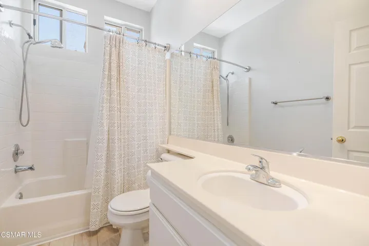 11529 Treeview, Moorpark