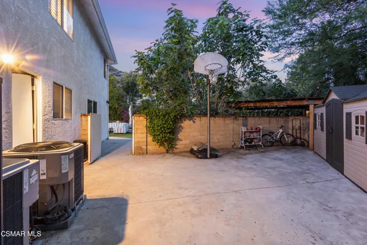 5045 Wagner Way, Oak Park