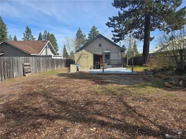 605 Delwood, Westwood, California 96137
