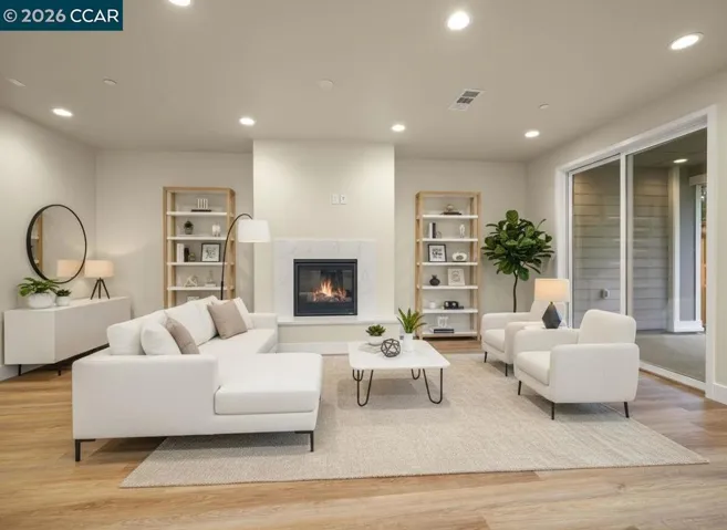 *Virtual Staging*