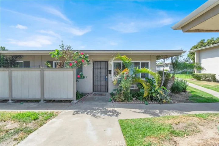 634 W Main D, Tustin, California 92780