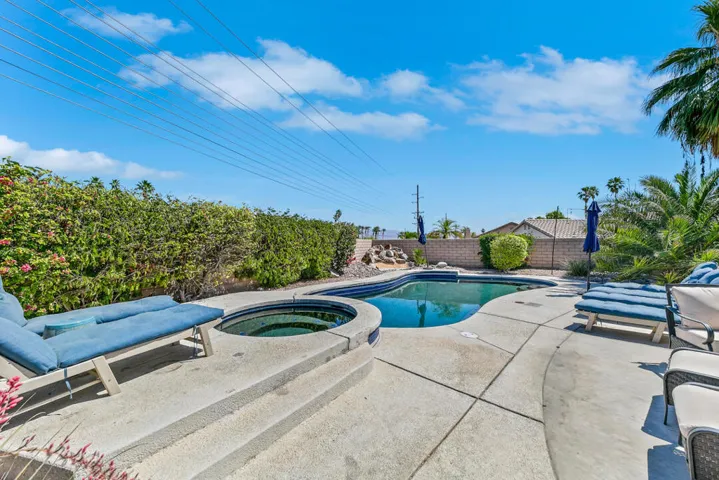 36 POOL MLS