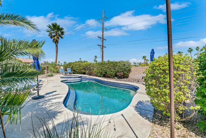 35 POOL MLS