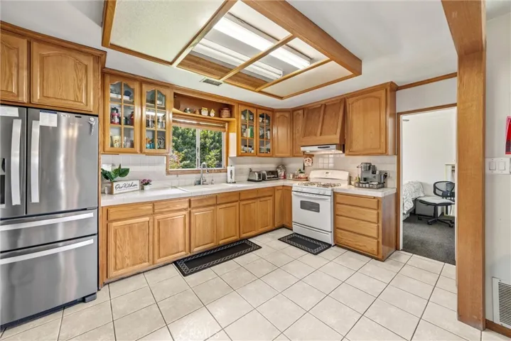 15030 Watkins, La Mirada, California 90638