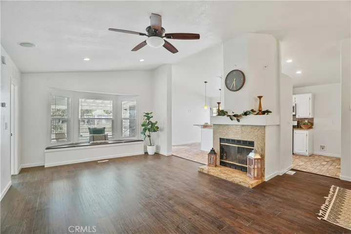 27903 Vista View Drive, Canyon Country, California 91351