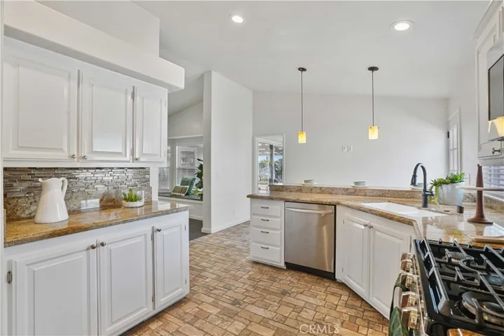 27903 Vista View Drive, Canyon Country, California 91351