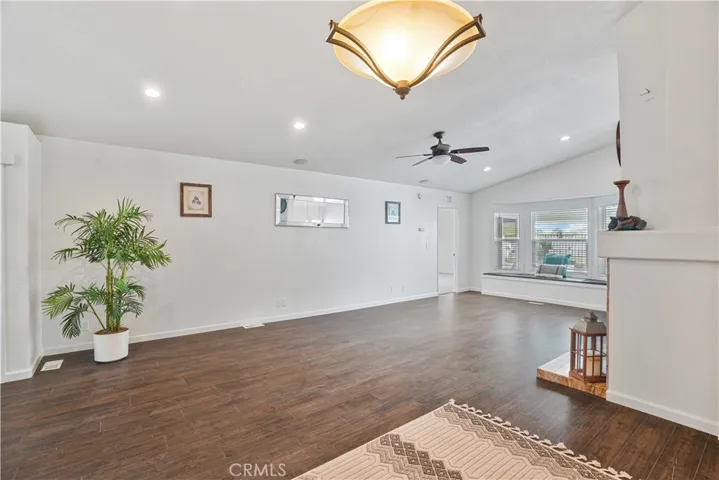 27903 Vista View Drive, Canyon Country, California 91351