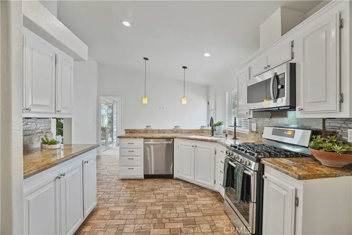 27903 Vista View Drive, Canyon Country, California 91351