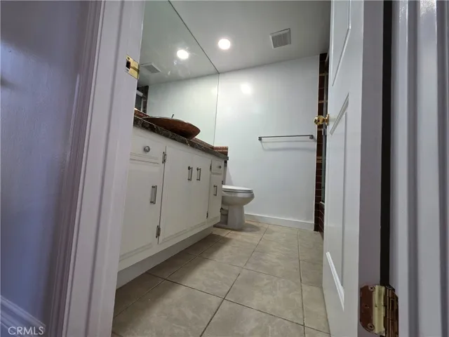 18507 Brasilia Drive, Northridge, California 91326