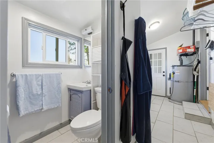 3/4 bath next to laundry