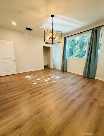 8360 N.canby Place, Northridge, California 91325