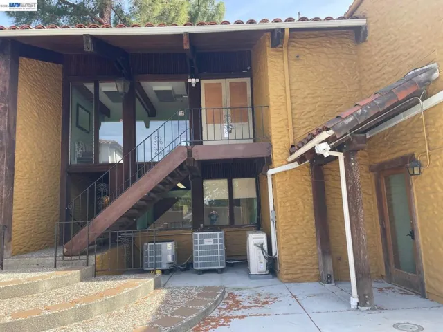43213 Mission Blvd, Fremont, California 94539