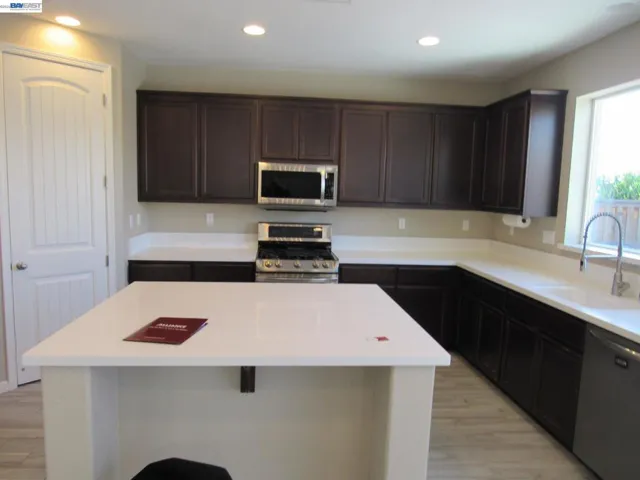 , Vacaville, California 95688-8870