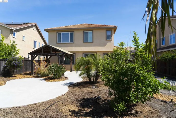 , Vacaville, California 95688-8870