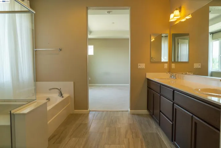 , Vacaville, California 95688-8870