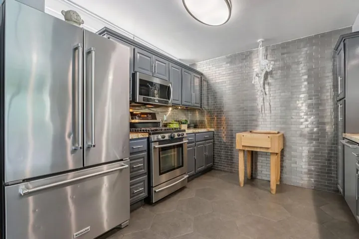 16-web-or-mls-W Nicola Rd-S1604-016