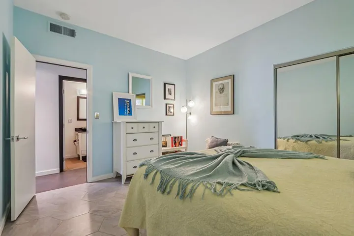 25-web-or-mls-W Nicola Rd-S1604-025